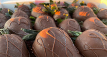 Load image into Gallery viewer, Astonishing Berries
